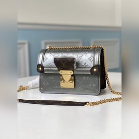 LV Артикул： M90566  Сумка Wynwood на цепочке Изготовлена из кож