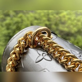 LV Артикул： M90566  Сумка Wynwood на цепочке Изготовлена из кож