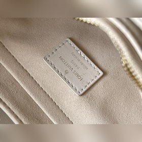 LV Модель： M58549 NEW WAVE Сумка на цепочке с V-образной стежкой
