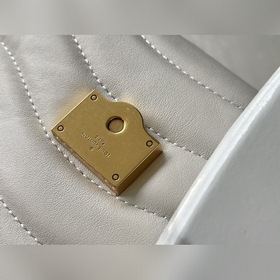 LV Модель： M58549 NEW WAVE Сумка на цепочке с V-образной стежкой
