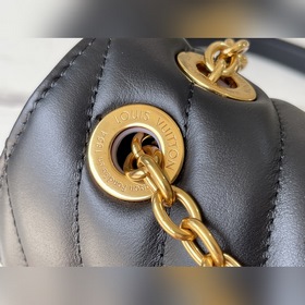 LV Артикул： M58552NEW WAVE Сумка на цепочке с V-образной стежкой
