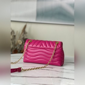 LV Артикул： M58553 NEW WAVE Сумка на цепочке с V-образной стежко