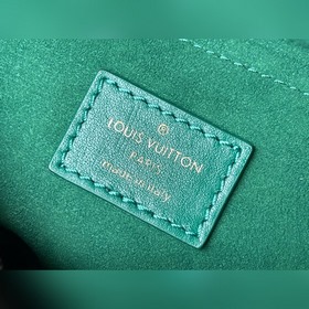 LV Модель： M58664 NEW WAVE Сумка на цепочке с V-образной стежкой
