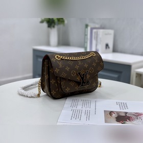 LV Модель： M45592 Сумка NeoMonceau с красной подкладкой Дополняе