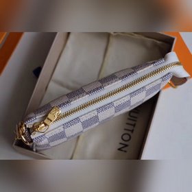 LV MINI POCHETTE ACCESSORIES Маленькая сумка Модель N58009  Эта 