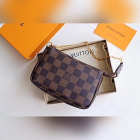 LV MINI POCHETTE ACCESSORIES Маленькая сумка Модель N58009 Эта