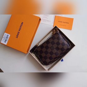 LV MINI POCHETTE ACCESSORIES Маленькая сумка Модель N58009 Эта 