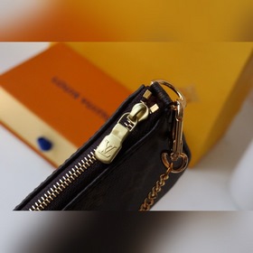 LV Мини-сумочка Accessoires Артикул： M58009 Новейшая рождестве