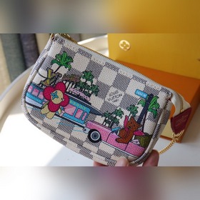 LV Мини-сумочка Accessoires Артикул： M58009 Новейшая рождестве