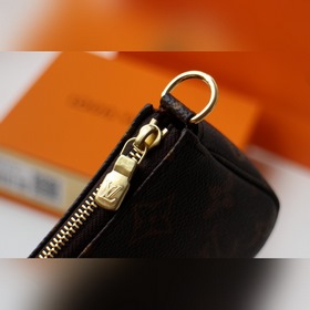 LV Мини-сумочка для аксессуаров Артикул： M58009 Пикачу Независи