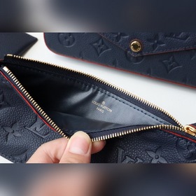 LV сумка POCHETTE FELICIE Артикул： M64065 Элегантная и компакт