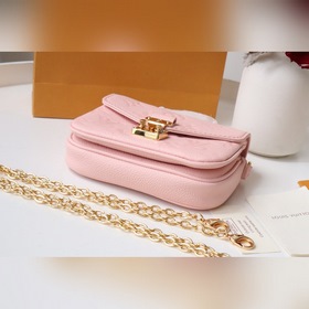LV 【Цепочка для сумки】 Артикул m81390 Тиснение Сумка на цепочке 