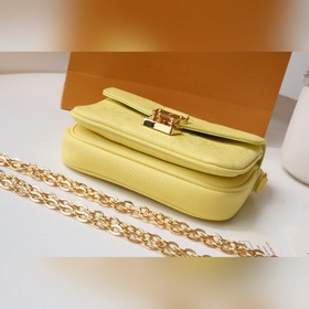 LV 【Сумка на цепочке】 Артикул： m81390 Сумка с тиснением и цепочк
