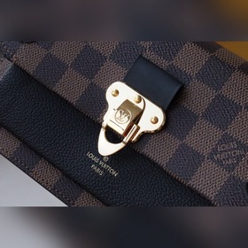 LV Цепочка для сумки Артикул： N60221  Представляет собой Класс
