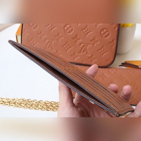 LV Сумка с цепочкой Артикул： m68697  Сумка на цепочке из кожи 