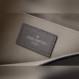 LV Артикул： M68697 Серый POCHETTE FéLICIE сумка на цепочке Сум