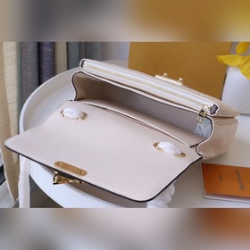 LV Модель： M46200 Первый слой кожи Сумка с цепочкой Louis Vuitt