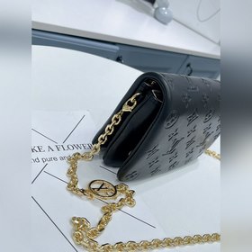 LV Pochette Coussin сумка на цепочке Артикул： m80742 Черный Мяг