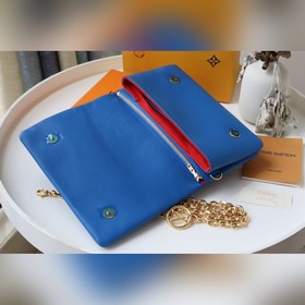 LV 【Pochette Coussin сумка на цепочке】 Артикул： M80743 Синий Мя