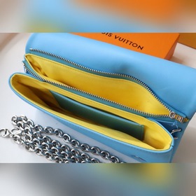 LV 【Pochette Coussin сумка на цепочке】 Артикул： M80743 Синий Мя