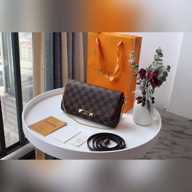 LV FAVORITE Маленькая сумка Модель M40717 Компактная и легкая сум