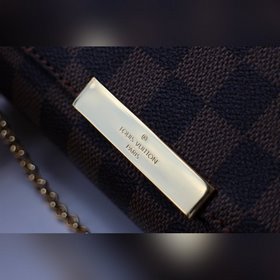 LV FAVORITE Маленькая сумка Модель M40717 Компактная и легкая сум