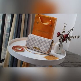 LV FAVORITE Маленькая сумка Модель M40717 Компактная и легкая су