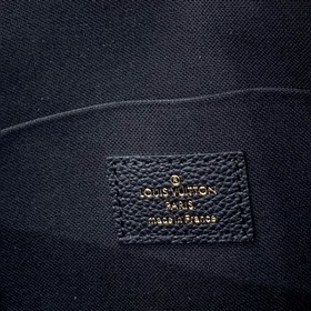 LV Артикул： M64064 Черная сумка POCHETTE FéLICIE с тиснением Су