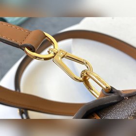 LV Модель M44391 Рюкзак Daphne Новейшая версия в наличии. Сумка
