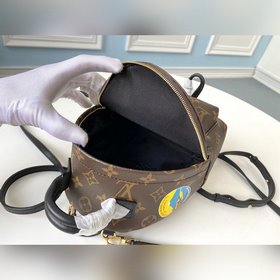 LV Модель M41562 Сумка через плечо с шелкографией Nicolas Ghesqu