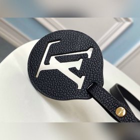 LV Модель M45205 Черный Маленький Рюкзак Изготовлена из мягкой т
