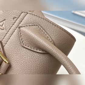 LV Модель M45410 Коричнево-серый Большой рюкзак Изготовлена из м