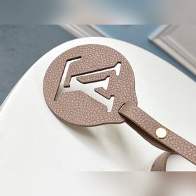 LV Модель M45410 Коричнево-серый Маленький рюкзак Изготовлена из