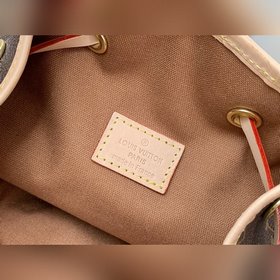 LV Модель M40107 Monogram Сумка через плечо из парусины с назван