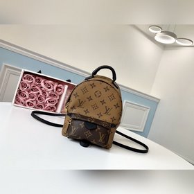 LV Модель M42411 Рюкзак Эта сумка поражает своим стилем, превращ