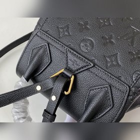 LV Модель M45205 Черный Большой рюкзак Изготовлен из мягкой теля