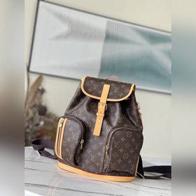 LV Артикул： M40107 Название этой сумкиз парусины происходит от н