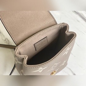 LV Артикул： M80738 Серый с шелкографией Рюкзак Tiny В летней ко