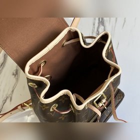 LV Модель： M51137 Маленький Название сумки Monogram из парусины