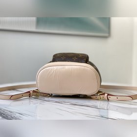 LV Модель： M51137 Маленький Название сумки Monogram из парусины