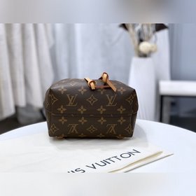 LV Артикул： M45502 Мини-рюкзак Montsouris BB натурального цвета 