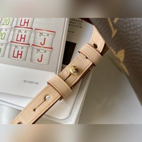 LV Рюкзак Sperone Артикул： M43431 Средний размер Независимо от 