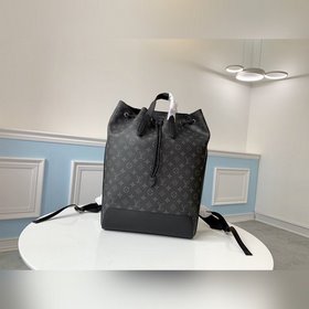 LV Модель M40527 EXPLORE Рюкзак Эта инновационная сумка-рюкзак с