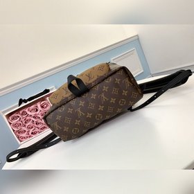 LV Модель M41561 MONOGRAM BACKPACK Средний рюкзак Этот рюкзак, к