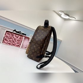 LV Модель M41561 MONOGRAM BACKPACK Средний рюкзак Этот рюкзак, к