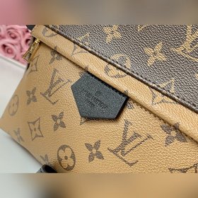 LV Модель M41561 MONOGRAM BACKPACK Средний рюкзак Этот рюкзак, к