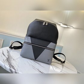 LV Модель： M30738 Черный серым Discovery Маленькая сумка через п