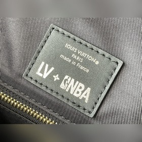 LV Модель： M21104 Полностью из кожи Совместная коллекция с NBA С