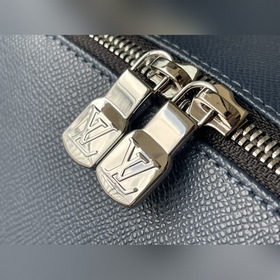 LV Модель： M30359 Темно-синий рюкзак Discovery Сумка украшена шт
