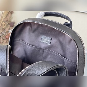LV Модель： M30857 Рюкзак  Рюкзак из кожи с просторным внутренни